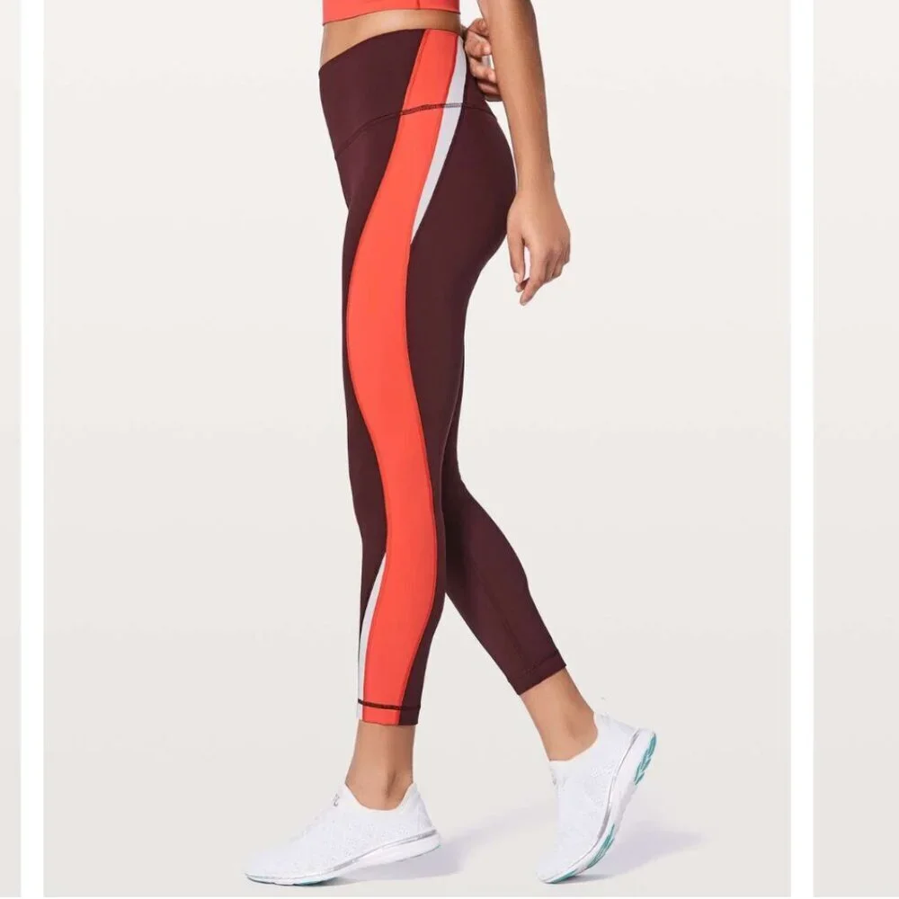 Lululemon Kick Serve Sweat Tight 25